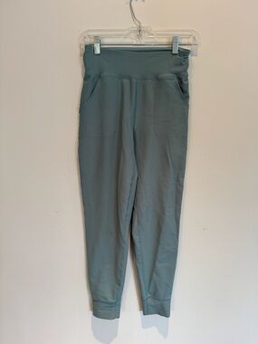 Women’s Old Navy High-Waist Active Leggings in Sage Green, Size XL